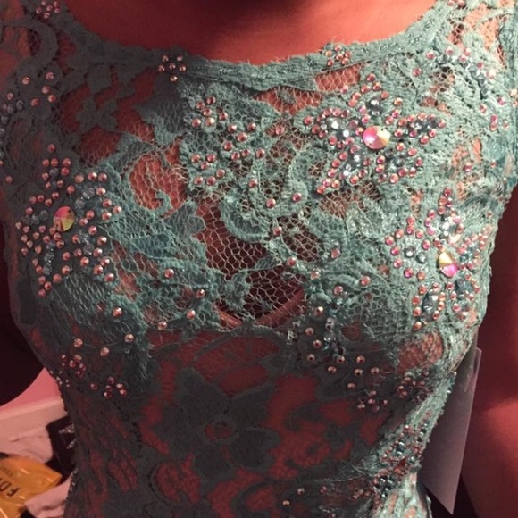 turquoise prom dress - Picture 4 of 5
